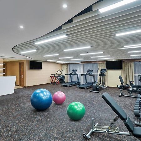 Hotel Cozi Resort Tuen Mun Hong Kong Bagian luar foto