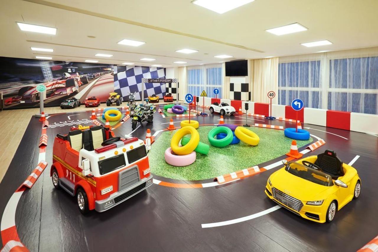 Hotel Cozi Resort Tuen Mun Hong Kong Bagian luar foto
